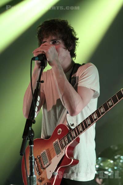 MGMT - 2010-10-08 - PARIS - Le Bataclan - 